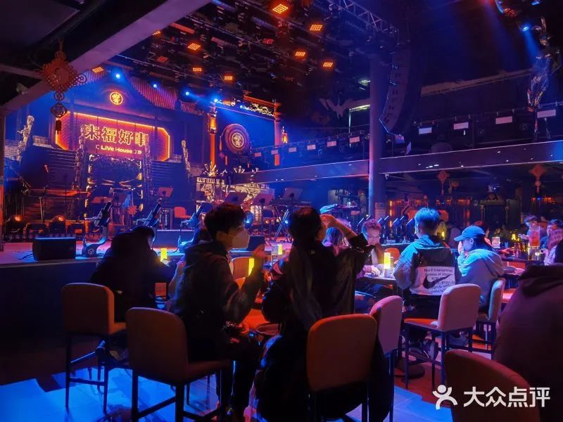 帶動商圈人流增幅50% 這家Live house靠什么？|餐飲界