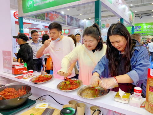 辣成“國民口味”小小辣椒引領(lǐng)新消費(fèi)時代趨勢|餐飲界